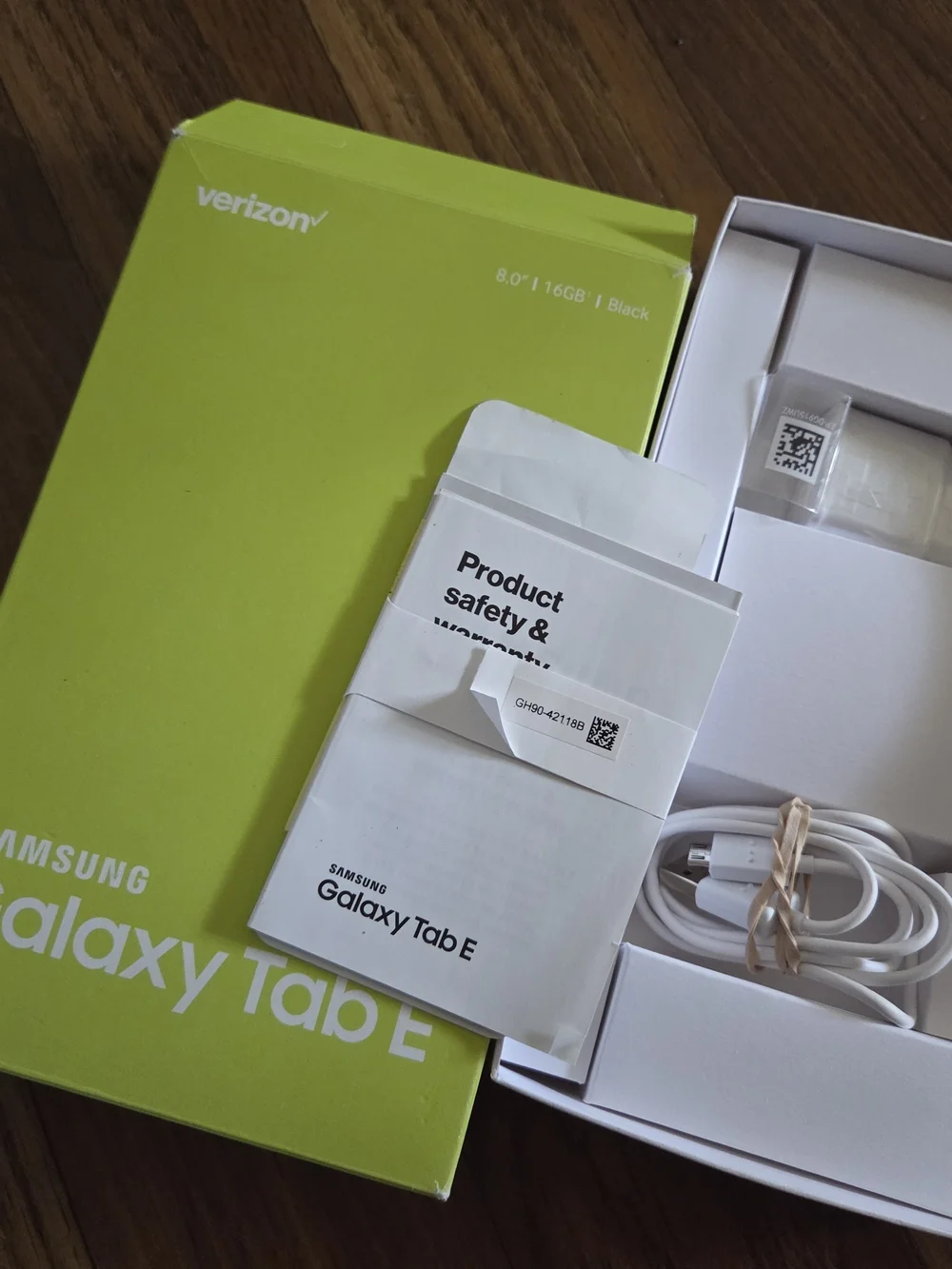 Samsung Galaxy Tab E 8